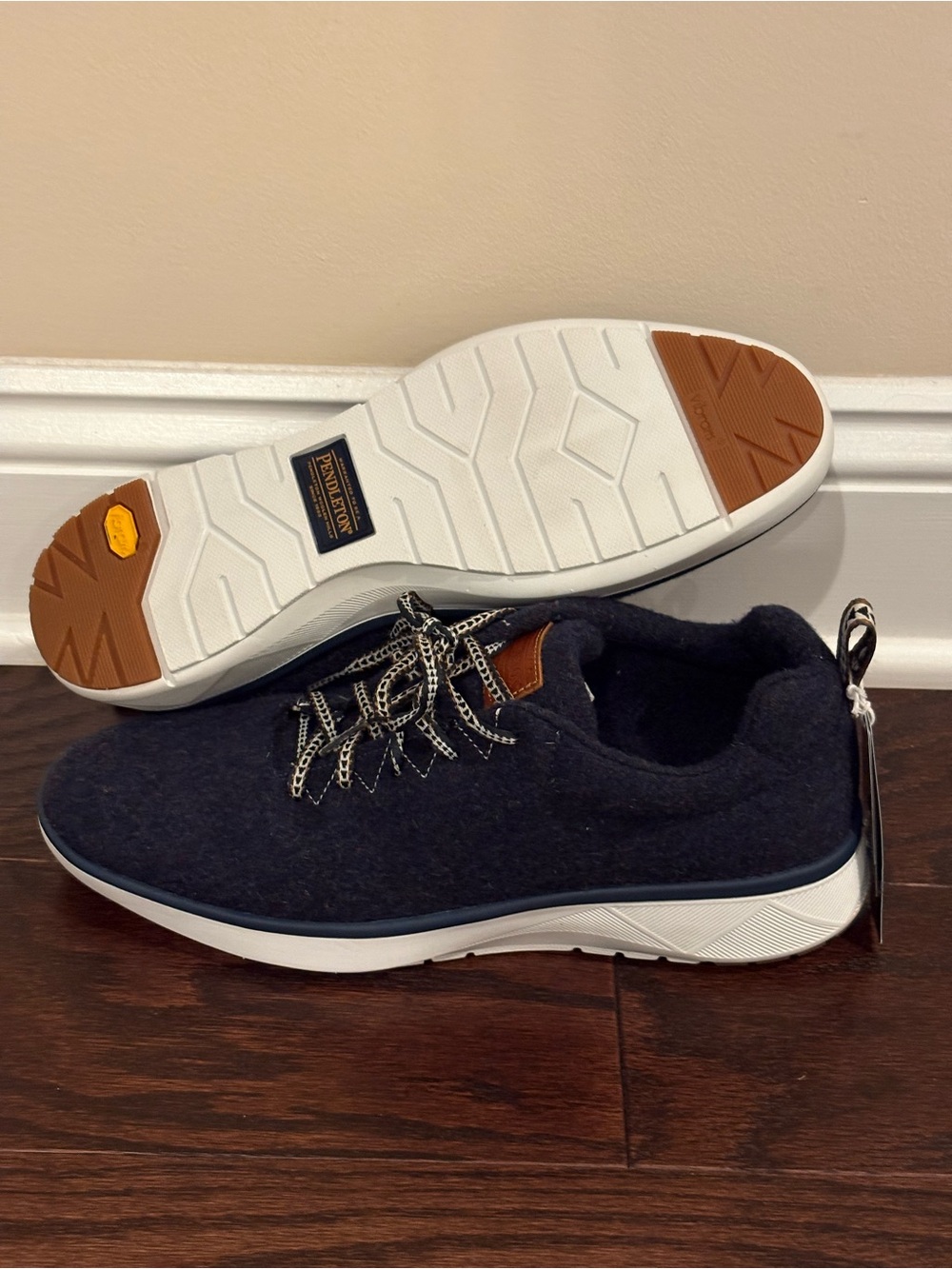 Pendleton Men’s Size 8.5 Navy Heather Wool Water Resistant Sneakers NEW * NO BOX